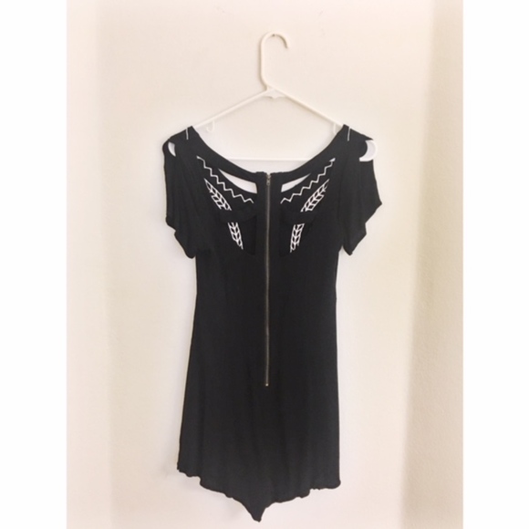 Black Patterned Brandy Melville Romper - Picture 2 of 3